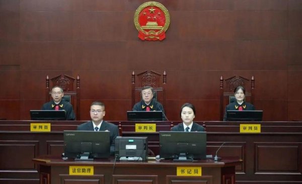 忠琦配资 山东省政协原常委崔建平受贿案一审公开宣判